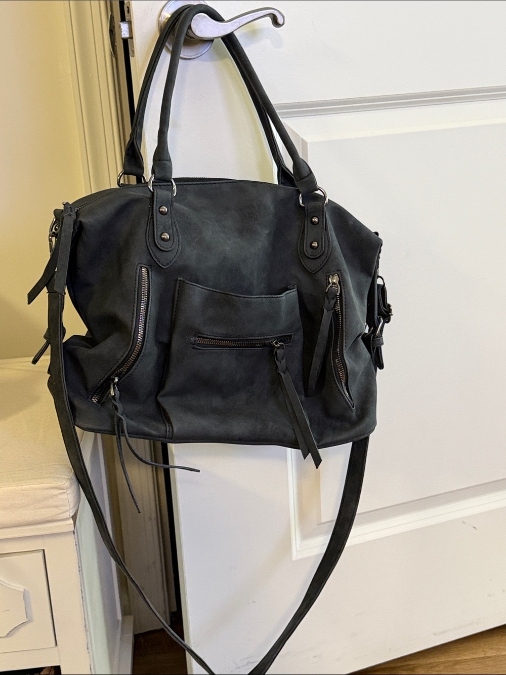 City Bag Everyday Black Shoulder Tote Bag with Zip Pockets